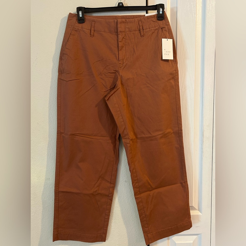 Women’s high rise brown pants